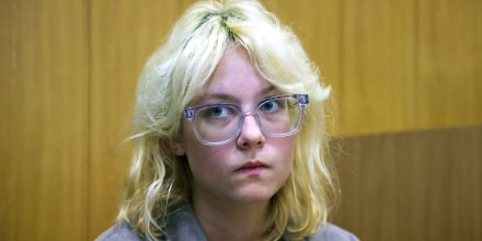 Street musician Naoko appears in St. Petersburg court