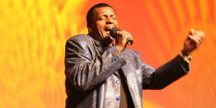 Carl Carlton performs in Detroit in 2007.