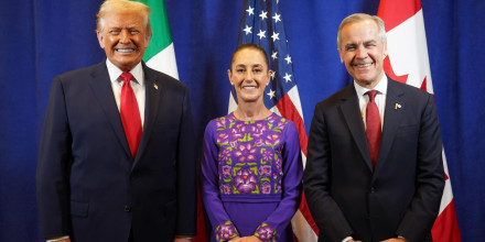 Trump rechaza renovar el acuerdo comercial con Canadá y México en su “formato actual”