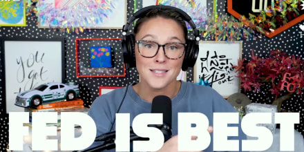 Kylie Kelce shares when she knows it's time to stop breastfeeding.