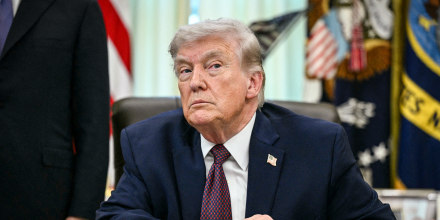 Trump extiende el alto el fuego con Irán hasta que los iraníes presenten una "propuesta unificada" de paz