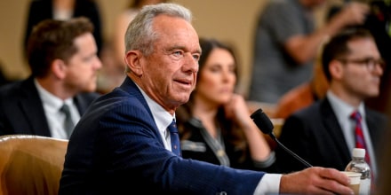 Robert F. Kennedy Jr. comparece en la Cámara Baja en medio de críticas por la política de vacunación del Gobierno