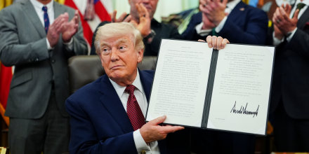 Trump relaja restricciones al estudio de drogas psicodélicas para probar su eficacia en la salud