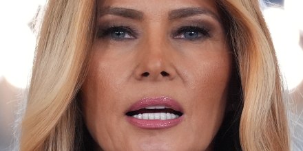 Melania Trump niega vínculos con el pederasta Jeffrey Epstein