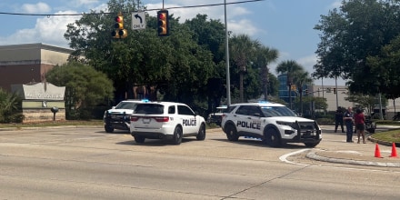 Un muerto, cinco heridos y cinco detenidos por tiroteo en centro comercial de Louisiana