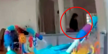 Una exreina de belleza es asesinada y acusan a su suegra