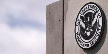 Corte de apelaciones ratifica el derecho de 3 migrantes detenidos por ICE a una audiencia de fianza