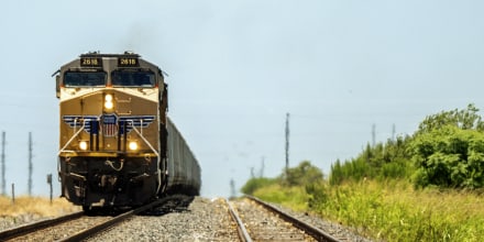Hallan muertas a seis personas dentro de un vagón de carga de un tren en Texas