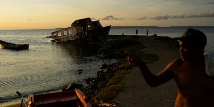 Venezuela advierte sobre impacto de derrame petrolero en Trinidad y Tobago