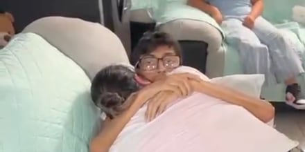 Los padres del joven con cáncer terminal se reúnen con su hijo en México tras ser deportados de EE.UU.