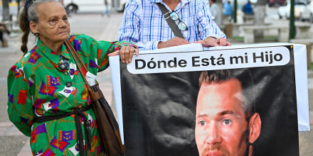 Régimen de Venezuela confirma la muerte de preso político buscado por meses por su madre. Varias ONG piden que se investigue