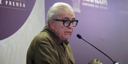 Rubén Rocha Moya vuelve a pedir licencia como gobernador de Sinaloa