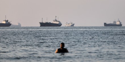 EE.UU. e Irán podrían firmar acuerdo para abrir Ormuz en cuestión de días