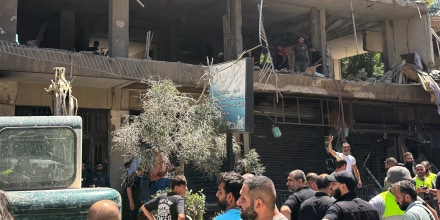 Israel ataca suburbios de Beirut ante posible firma de acuerdo