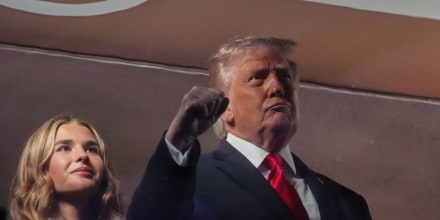 Abuchean a Trump en el tercer partido de los Knicks en las Finales de la NBA
