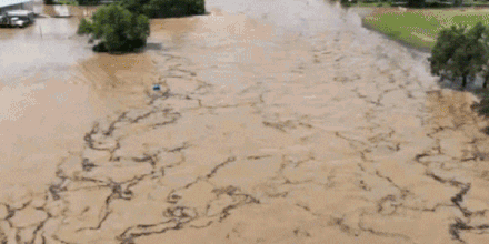 Inundaciones en Texas: las lluvias dejan al menos un muerto y más de 70 rescatados