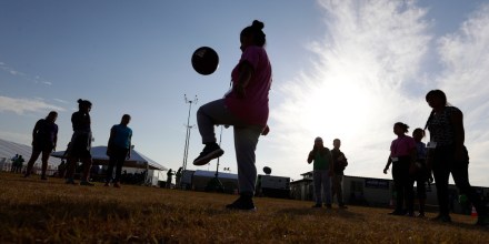 ICE planea abrir un nuevo centro en Louisiana para acelerar las deportaciones de familias con niños