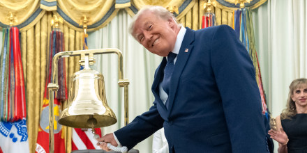 Millones de personas se han registrado en las ‘Cuentas Trump’, pero algunas familias siguen esperando los $1,000 para su bebé