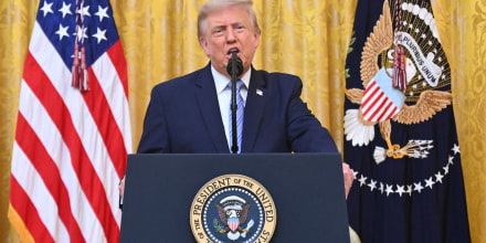 Trump desclasifica documentos sobre supuesto fraude electoral y acusa a China: las claves del discurso