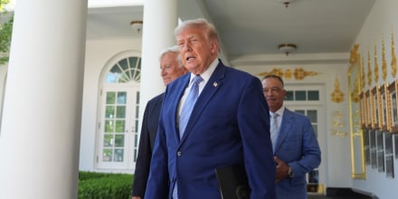 Trump impondrá nuevos aranceles de entre el 10% y el 12.5% a importaciones