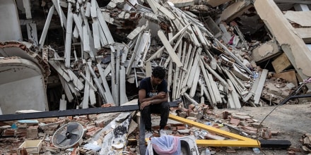 Venezuela eleva a 4,333 el número de muertos por los terremotos que azotaron al país