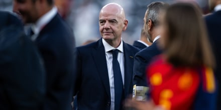 La UEFA y federaciones amagan con boicotear a la FIFA por el plan de inversores de Infantino