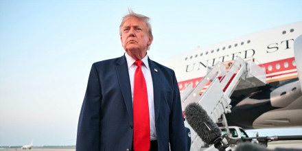 Trump amenaza a Irán con destruir un puente o una central eléctrica por cada ataque iraní