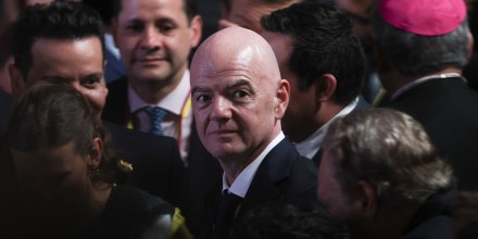 La máxima entidad del fútbol europeo prepara una denuncia penal contra Gianni Infantino