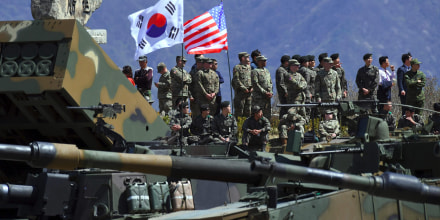Trump ordena al ejército reducir los ejercicios con Corea del Sur por la falta de apoyo en Irán