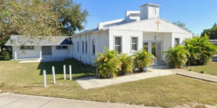 Acusan a pastor de Florida de mantener relaciones sexuales con un menor y ocultar ser portador del VIH
