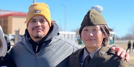 Se alistó porque el Ejército para proteger a sus padres. Luego, deportaron a su padre
