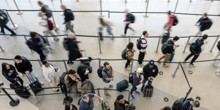 Encuentran el arma de un agente de ICE en un baño del aeropuerto de San Francisco