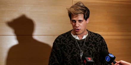 Deportan al comentarista de derecha Milo Yiannopoulos tras detenerlo en Nueva Orleans, informó el DHS