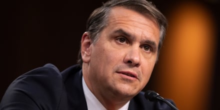 Todd Blanche toma posesión como fiscal general tras una reñida confirmación