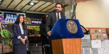 Nueva York niega que sea necesaria una ID para comprar en tiendas públicas