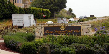 Detienen a hombre con cargador con balas en el campo de golf de Trump cerca de Los Ángeles