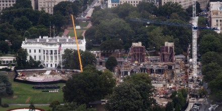 Corte de apelaciones ordena a Trump detener la construcción del salón de baile de $400 millones en la Casa Blanca
