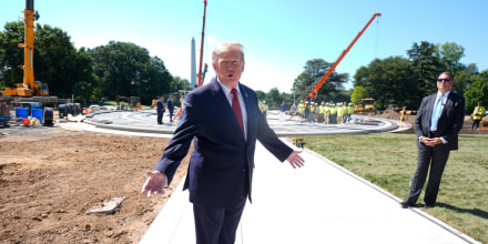Trump dice que un informe prueba que miles de no ciudadanos votaron en 2020. Esto es lo que realmente revelan los datos