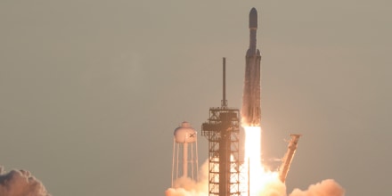 NASA lanza su nuevo telescopio espacial para explorar el "universo oculto"