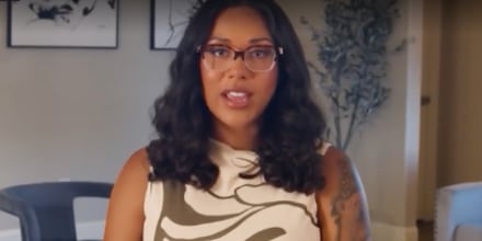 Una madre sustituta que fue a Texas para dar a luz contra del deseo de los padres biológicos desata batalla legal