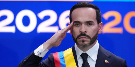 El presidente de Colombia ordena redadas para deportar a migrantes sin estatus legal