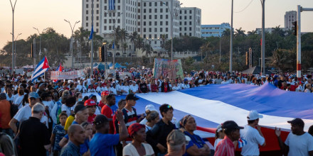 En Cuba realizan marcha convocada por el régimen en medio de más sanciones de EE.UU.