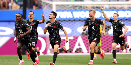 Canadá avanza a octavos del Mundial luego de vencer a Sudáfrica