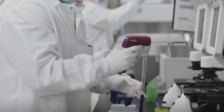 El nuevo tratamiento experimental contra el melanoma no es una vacuna