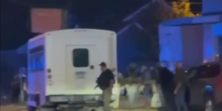 ICE detiene a más de 100 personas en operativo en un bar de Memphis