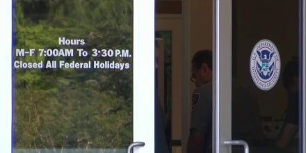ICE dice que puede mantener a detenidos hasta 72 horas en centro de Miramar en Miami