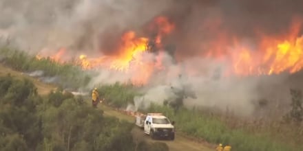 Sigue la alerta por incendios alrededor de Miami