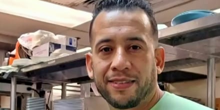 Un inmigrante hondureño regresa a EE.UU., pero es detenido por ICE al llegar a Miami
