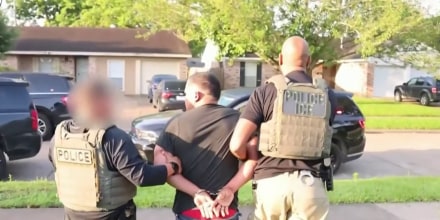 Los arrestos de ICE cayeron un 12% tras las muertes de dos ciudadanos a manos de agentes