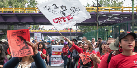 Los maestros de la CNTE levantan el plantón en la Ciudad de México tras 19 días de bloqueos
